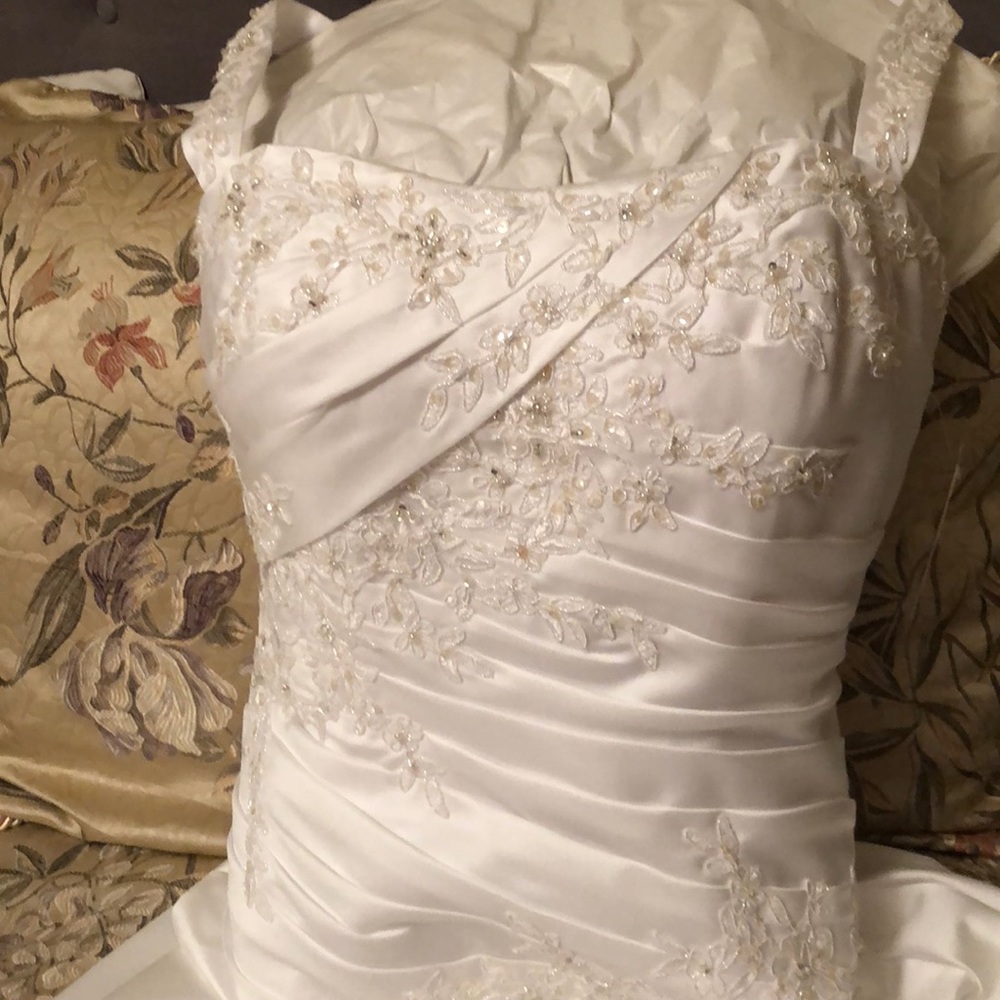Wedding dress